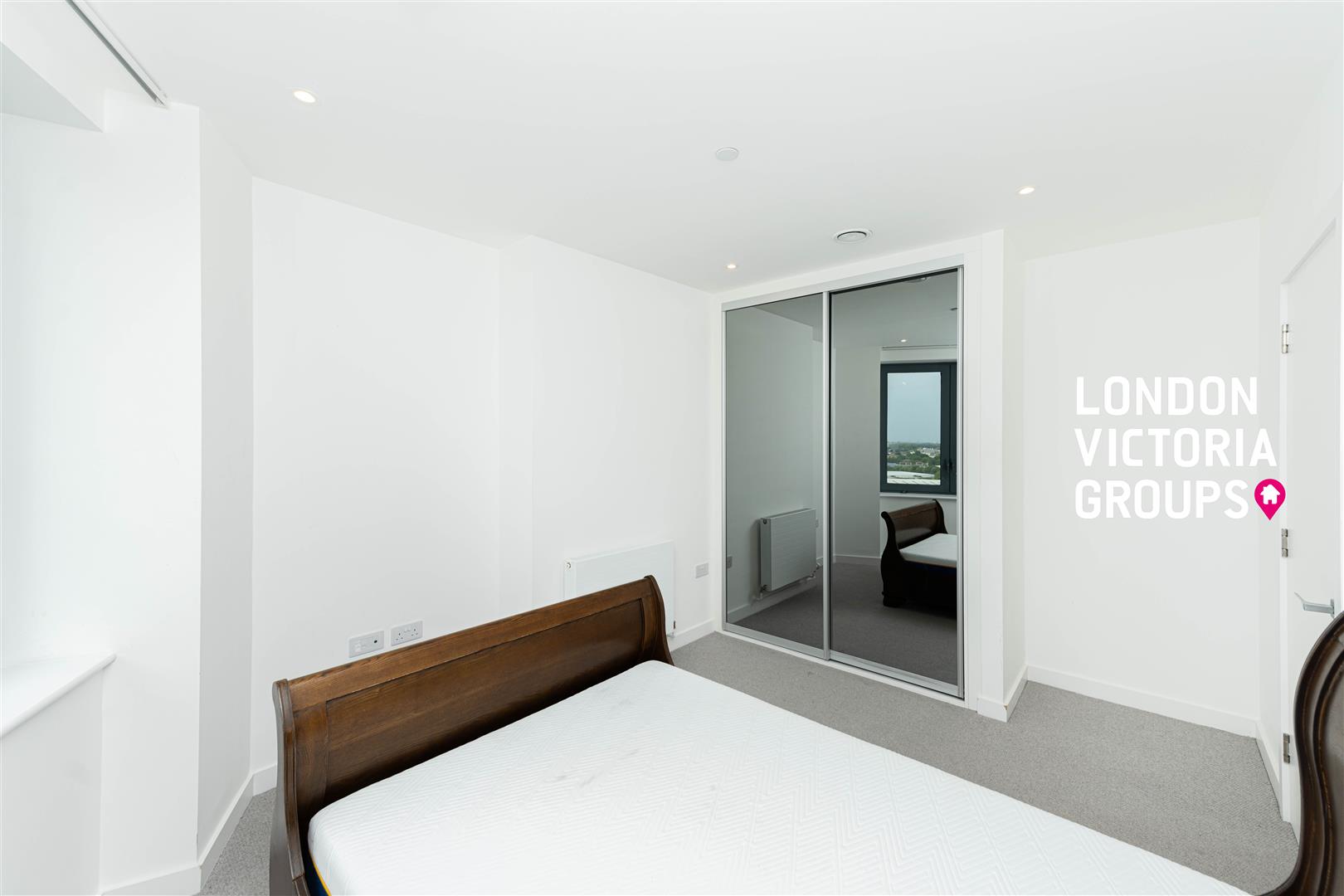 Skyline Apartments, 11 Makers Yard, LONDON
